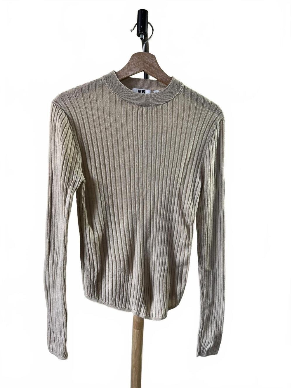 Uniqlo U Beige Ribbed Long Sleeve Sweater Size M